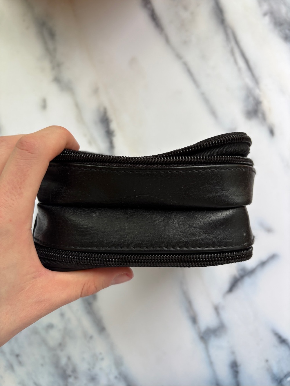 BEIS In Flight Cosmetic Case - Picture 6 of 11